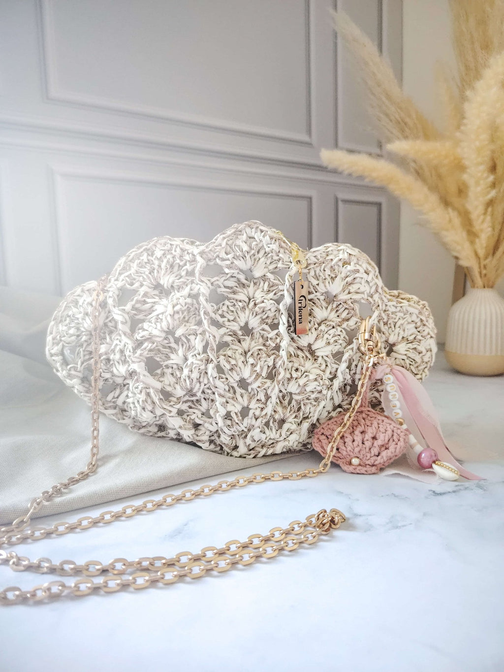 Sac de soirée coquillage blanc et doré au crochet – modèle Vénus - Sacs au crochet - Irilena