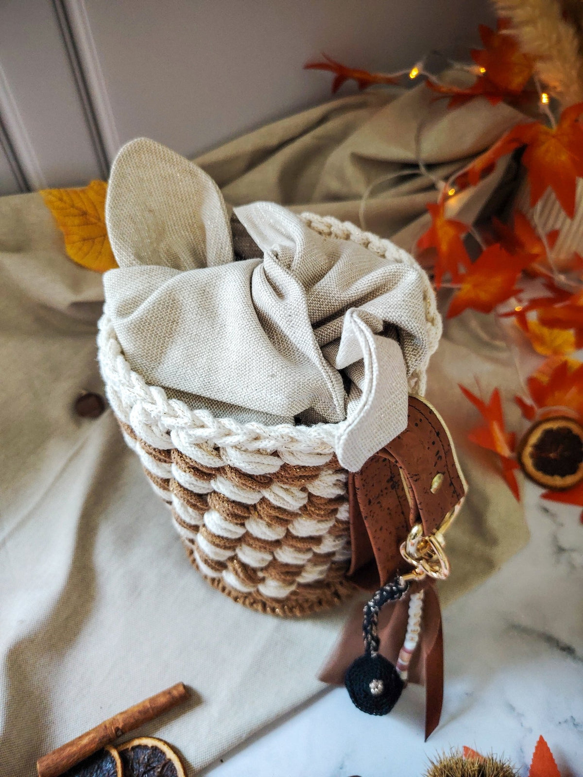 Sac seau en coton recyclé écru et liège caramel – modèle Hestia - Sacs au crochet - Irilena